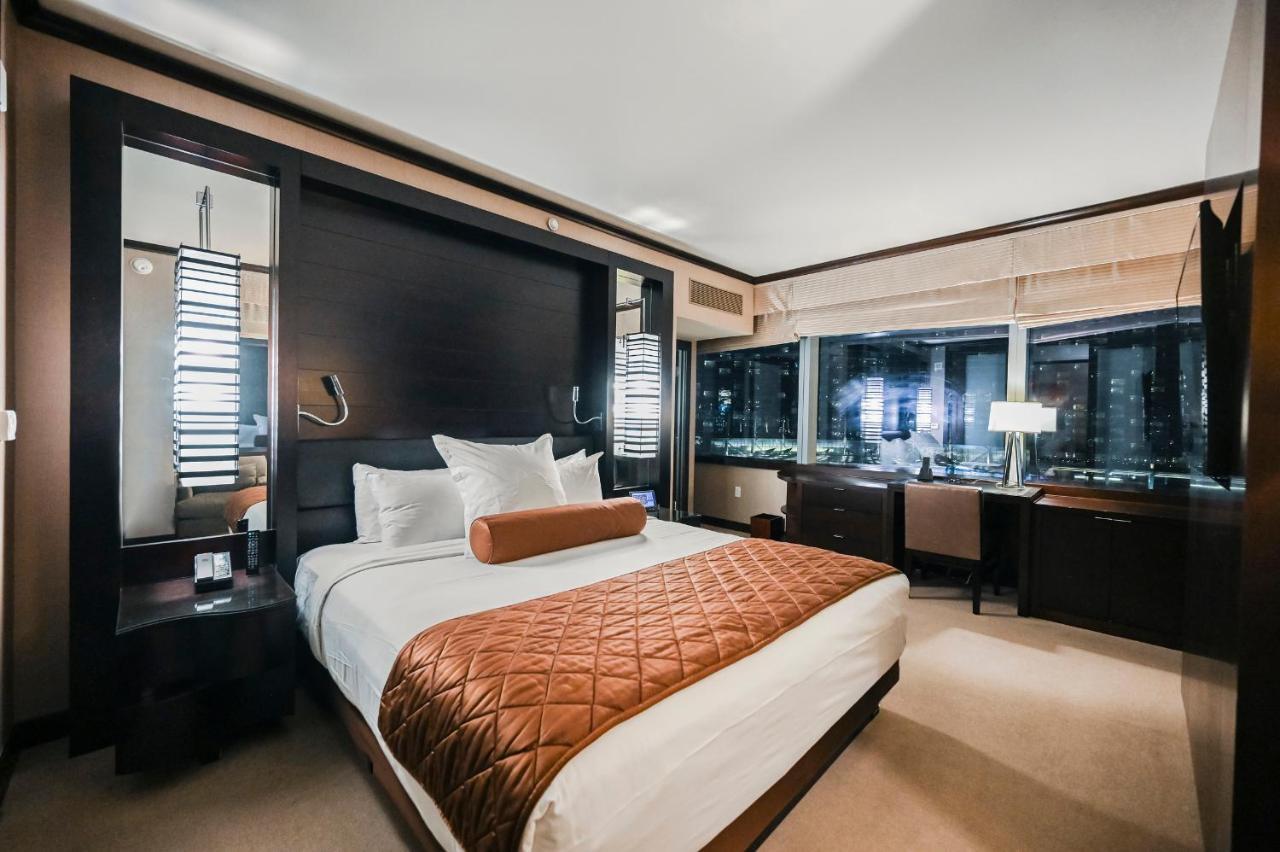 One Bedroom City Center View