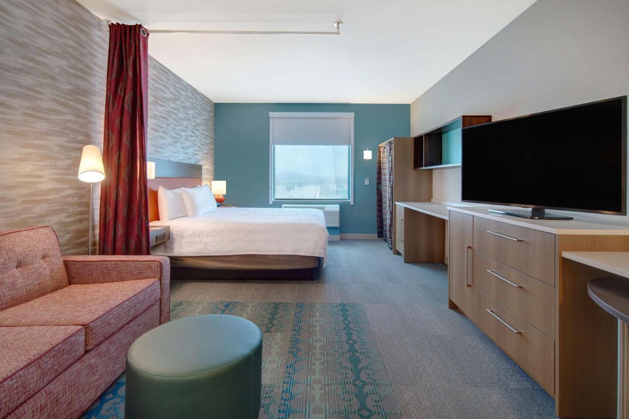 King Studio Suite