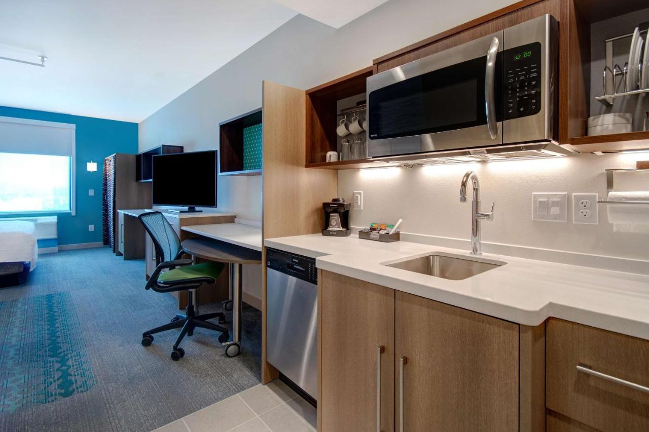King Studio Suite
