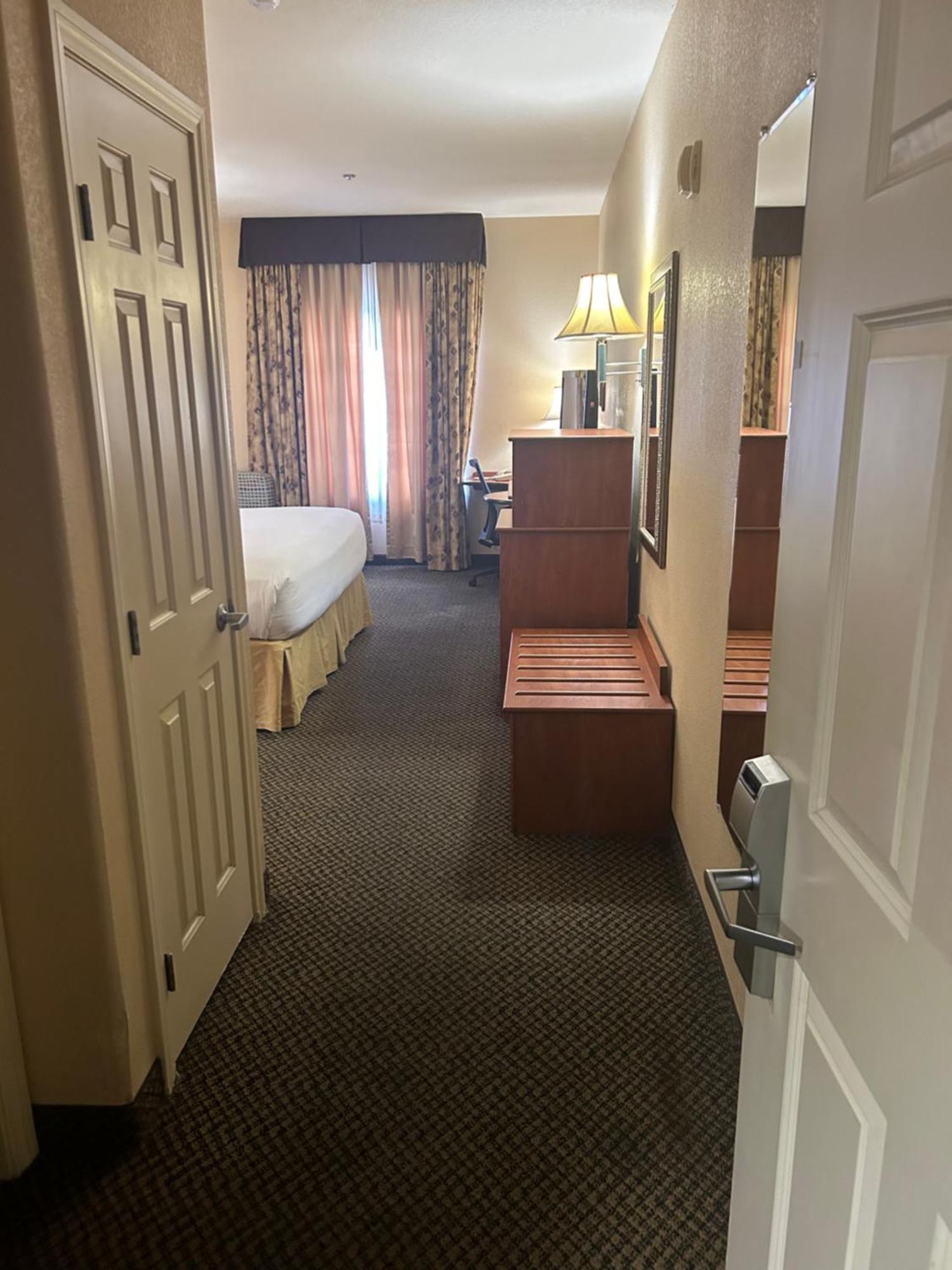 King Room Mobility Access or Hearing Accessible