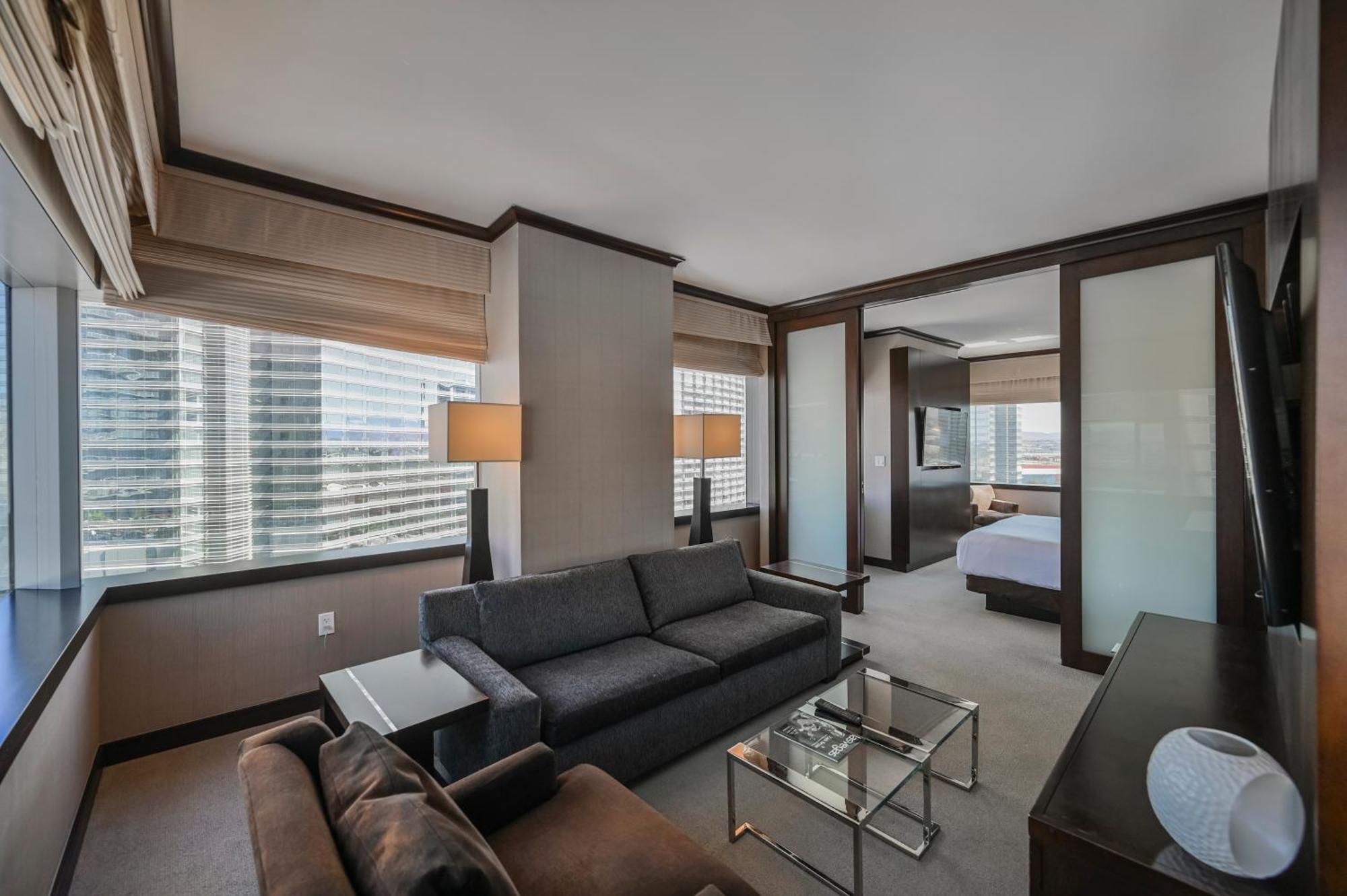 One Bedroom City Center View