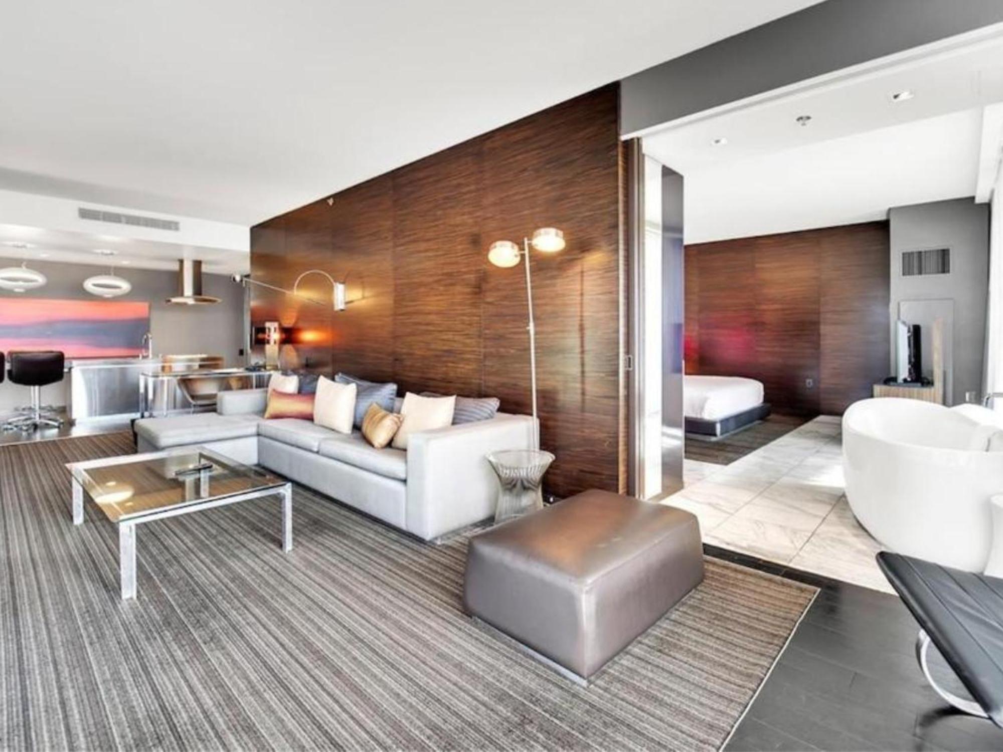 One-Bedroom Suite