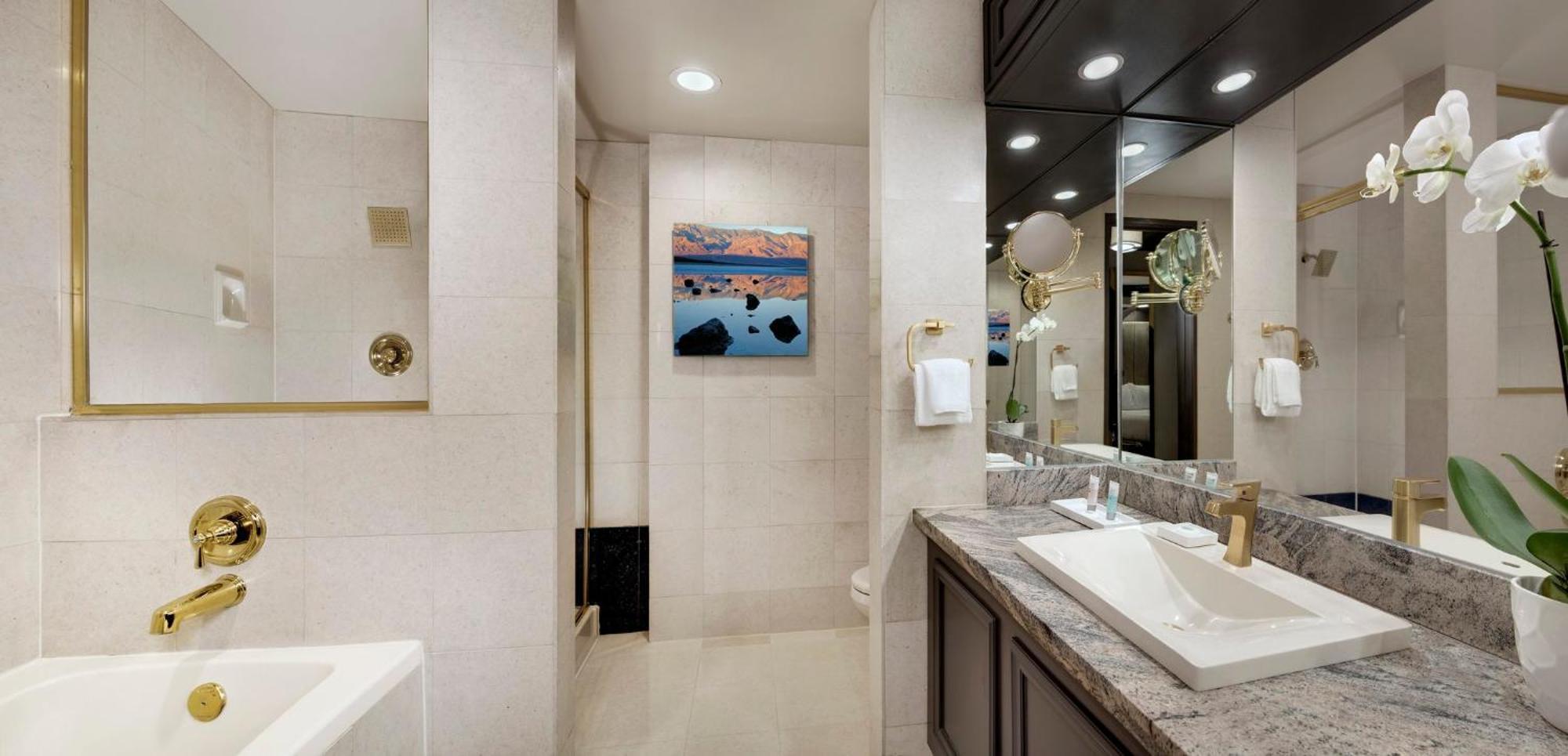 Tower Premier Two Queen