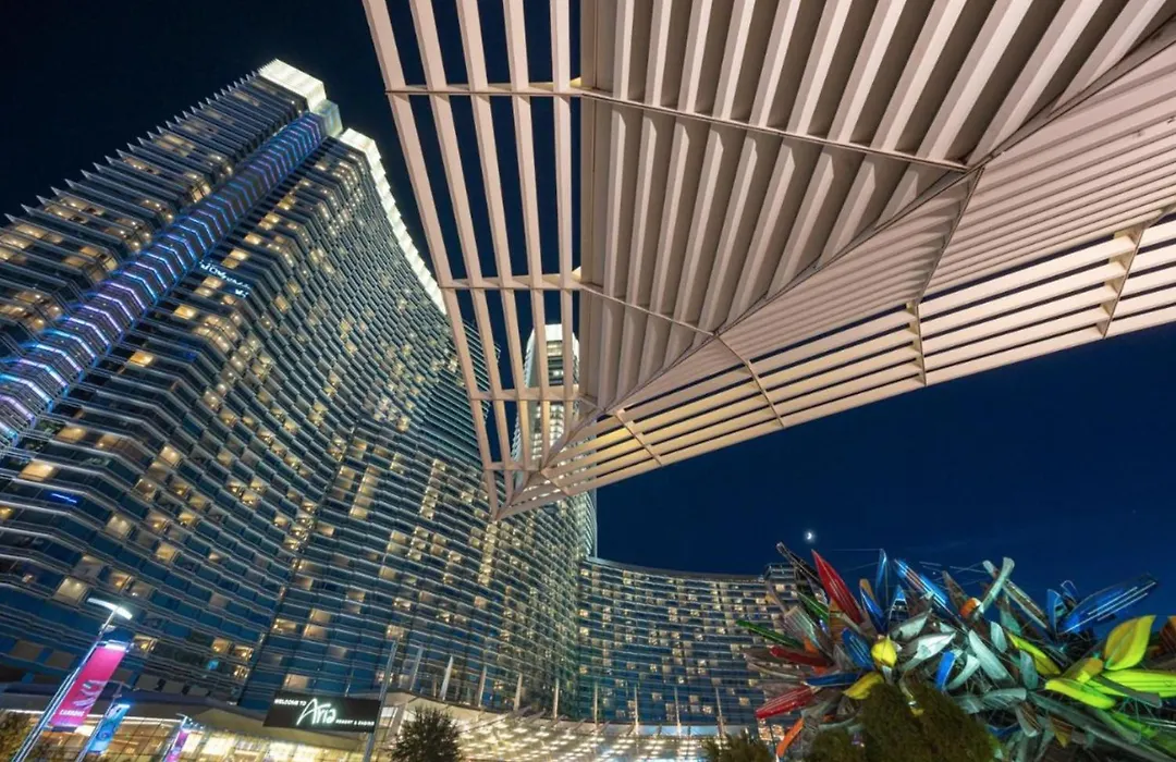 Vdara Beautiful Suite On 22Nd Flr Free Valet Parking-1