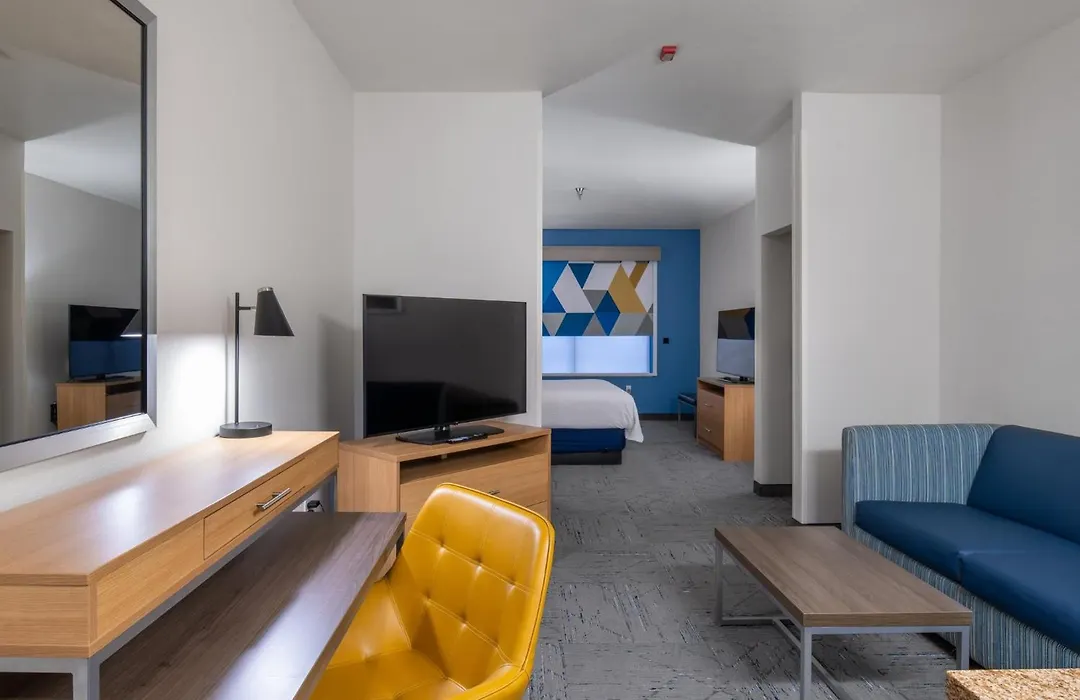 Holiday Inn Express Hotel And Suites - Henderson By Ihg-1