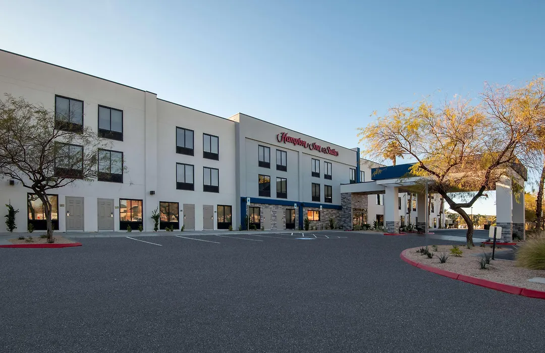 Hampton Inn & Suites Las Vegas-Henderson-1