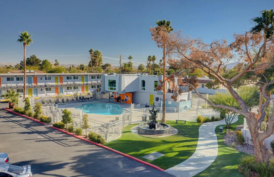 Thunderbird Hotel-1