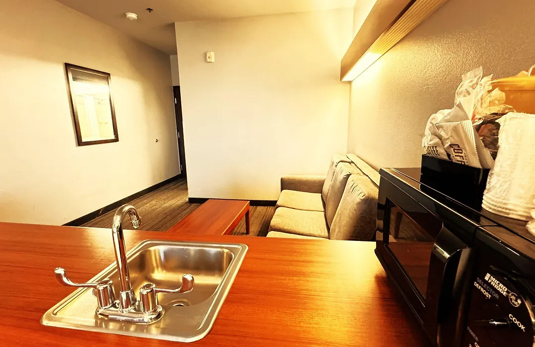 Baymont By Wyndham Las Vegas South Strip-1