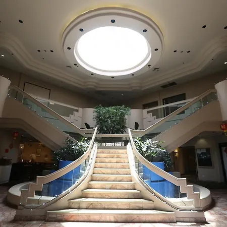 Ramada Las Vegas-3