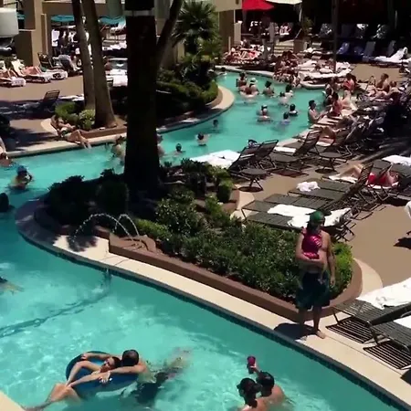 Mgm Signature Tower 1-2