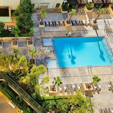 Strip & Sphere View - Separate Living Room - 2 Full Bath - Full Kitchen - Balcony - 900 Sqft - Mgm Signature-3