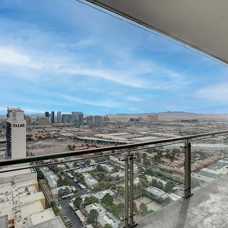 Ava Suite 37Th Flr Strip View Balcony Palms Place-2