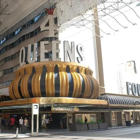 Four Queens Hotel & Casino-2