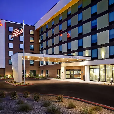 Home2 Suites By Hilton Las Vegas Convention Center - No Resort Fee-3
