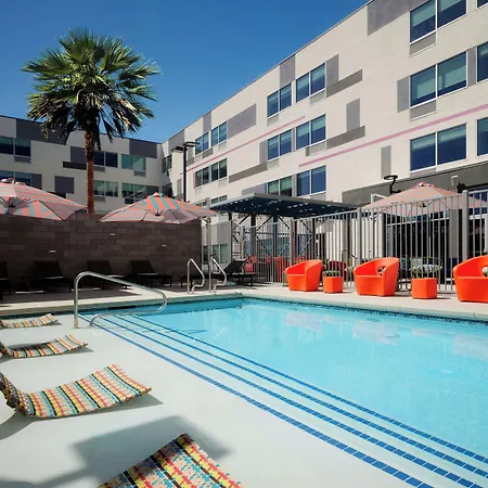 Aloft By Marriott Henderson-2