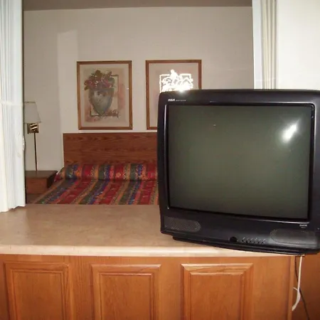 Manor Suites-2